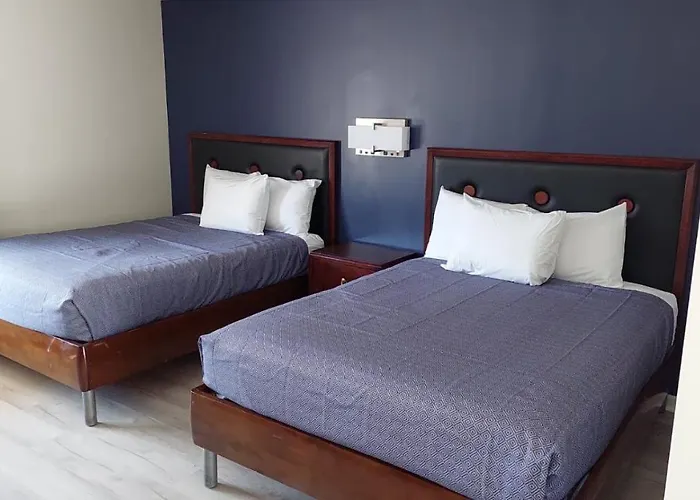 Economy 7 Inn Hampton